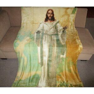 New Jesus Christ Plush Fleece Throw Blanket Spiritual Religious Gift Holy SOFT